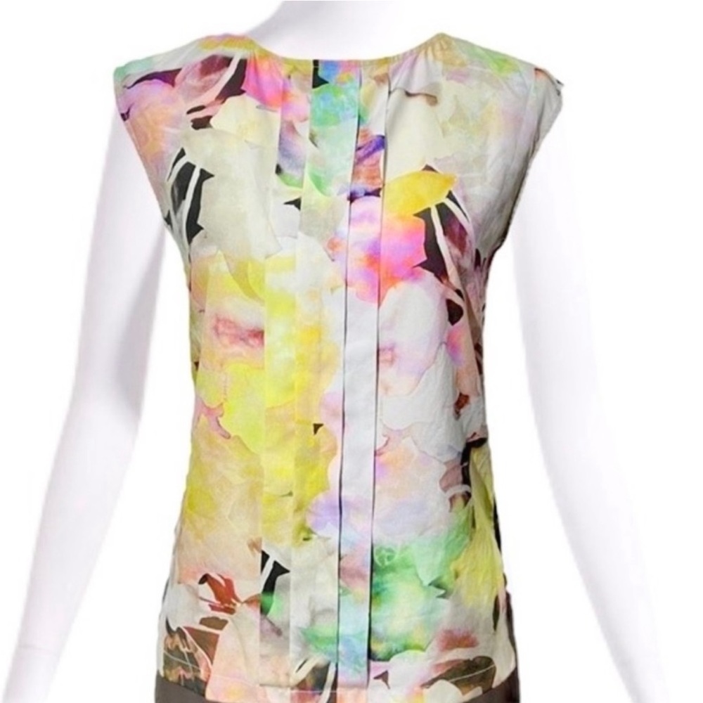 XS Ted Baker Watercolor Floral Print Sleeveless Tank Top with Pleated Front